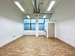 Hexacube (D14), Office #610073521
